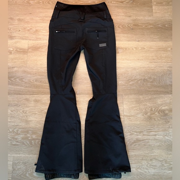 ROXY Rising High Ski Pants - Picture 3 of 8